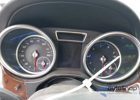 2018 Mercedes-Benz Gls 450 4Matic z USA, uszkodzony, nr VIN 4JGDF6EE1JB162664